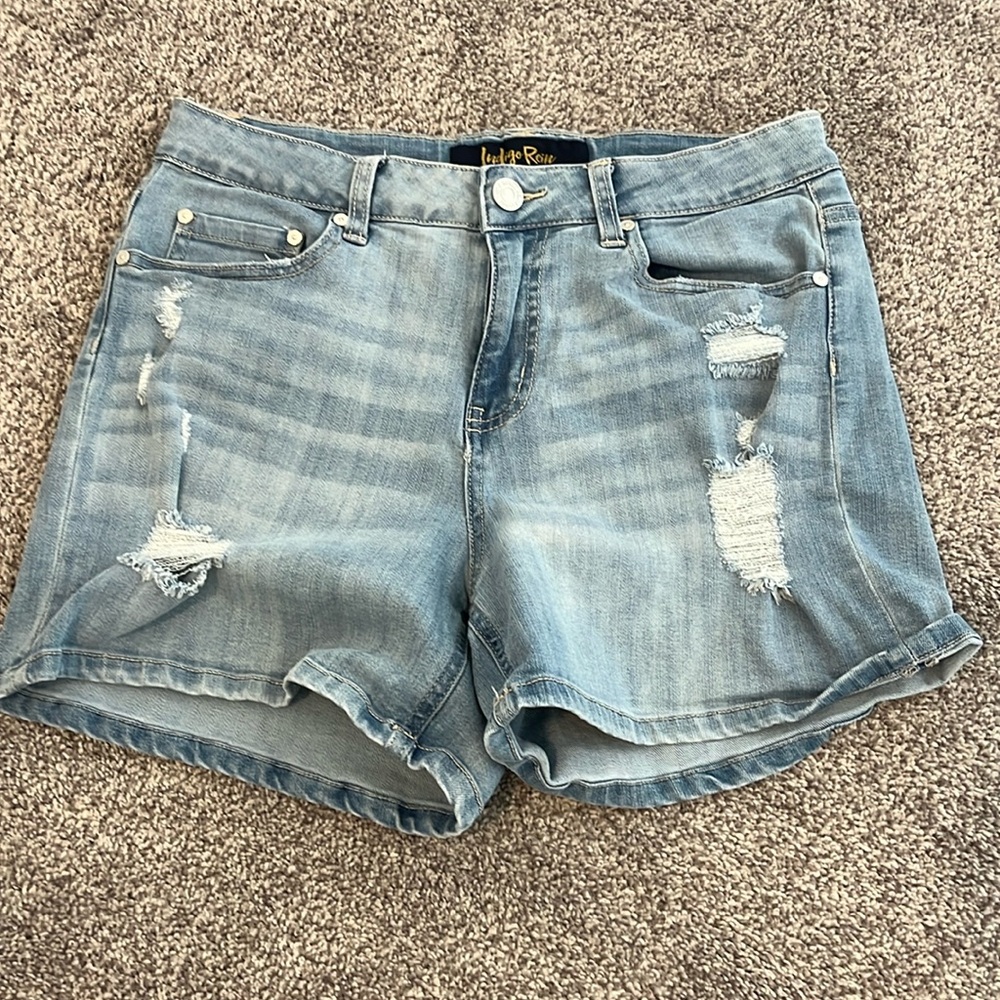 Indigo Rein light blue Jean shorts size 11/29